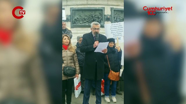 Paris'te CHP'nin kayyum protestosu: Esenyurt Belediye Başkanı Ahmet Özer'in tutuklanmasına tepki!