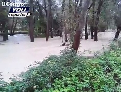 Maltempo in Abruzzo, ecco la piena del fiume Foro