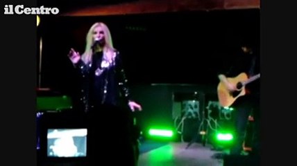 Patty Pravo incanta L'Aquila con la sua "Pazza idea"