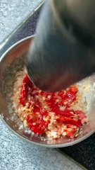 Hướng dẫn cách làm muối ớt siêu cay ngon tại nhà