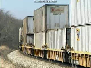 y2meta.com - The Trains of Lafayette - part 10