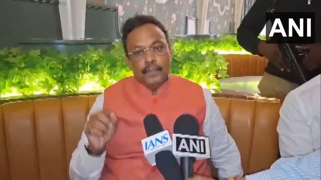 पैसे बांटने के आरोप पर EC ने विनोद तावड़े के खिलाफ दर्ज करवाई FIR, बताया क्‍यों गए थे नालासोपारा