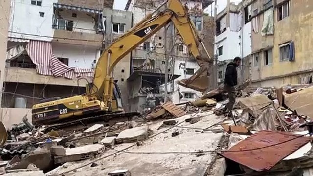 دمار بعد غارة إسرائيلية على منطقة الشياح في الضاحية الجنوبية لبيروت