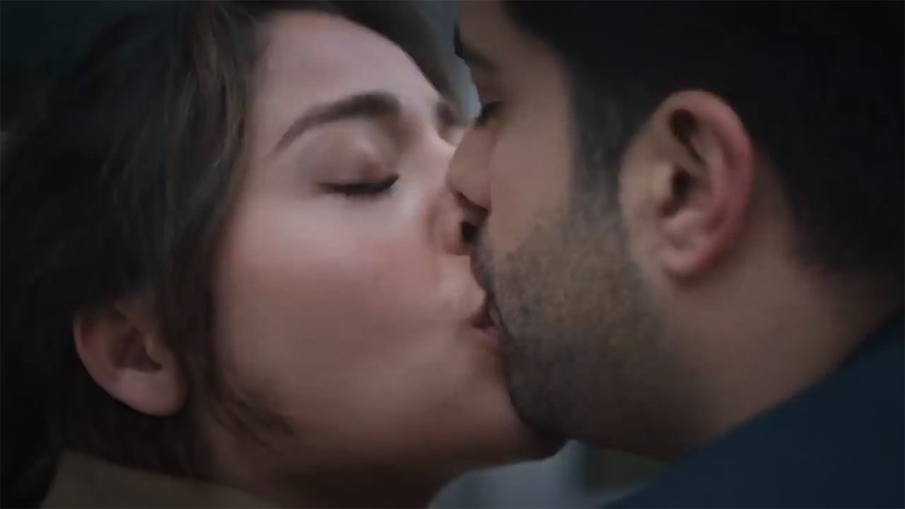 Kızılcık Şerbeti’nin 77. bölümünden yeni fragman yayınlandı: Sadece seni sevdim ve hep öyle olacak!