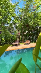 ជាមួយនឹង IKAT CAFE AND HOME