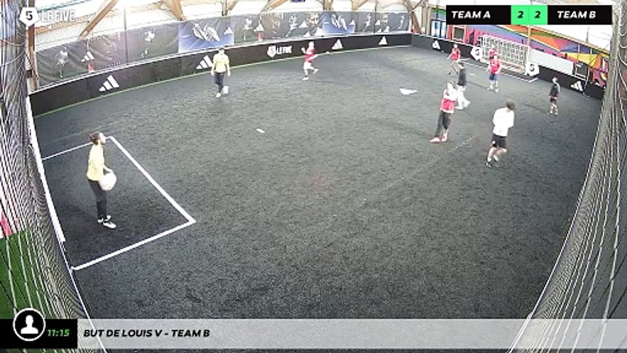 But de Louis V - Team B