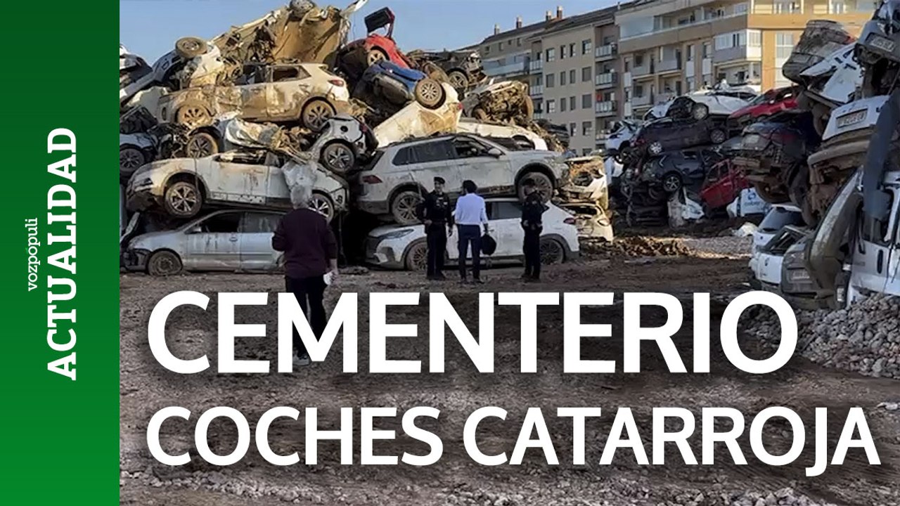 Los afectados por la DANA buscan su coche entre montañas de vehículos para justificar el cobro de las ayudas