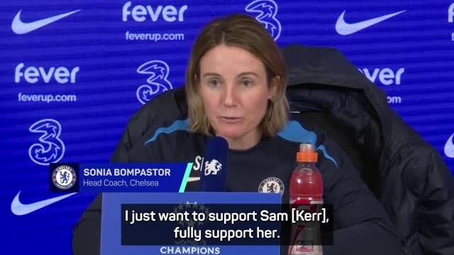 Bompastor slams 'unacceptable' abuse aimed at Kerr