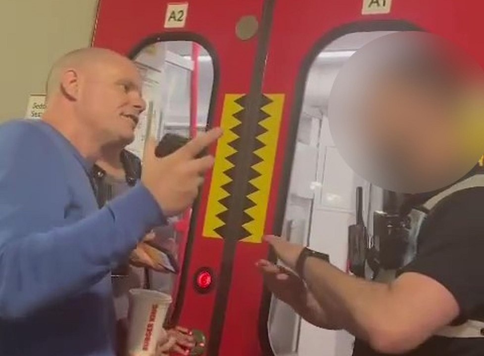 Angry passengers refuse to let Transport for Wales train depart Manchester Piccadilly station