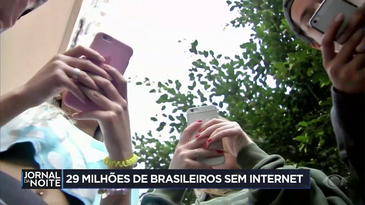 Levantamento diz que quase 30 milhões de brasileiros não tem internet