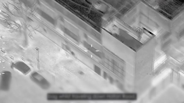 [나우쇼츠] 뛰는 '휴대전화 날치기' 위에 나는 '체포 헬기' / YTN