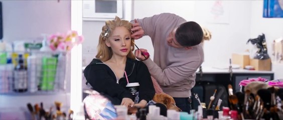 Wicked | Interview: Ariana Grande