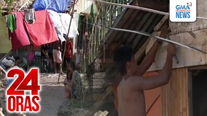 Mga nawalan ng bahay, sumisilong muna sa pinagtagping lumang trapal at tira-tirang kahoy; wala pa ring kuryente, tubig, at signal | 24 Oras