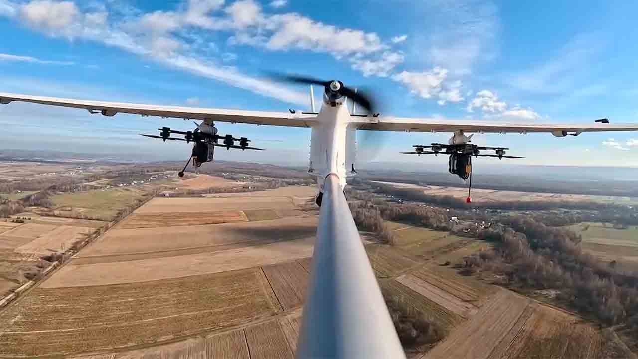 動画：ウクライナ、「Dovbush」UAVがFPVドローンを輸送・発射可能であることをテスト