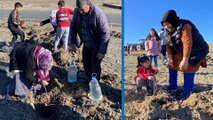 Köyde içme suyu sorunu çözülünce kadınlar hatıra ormanı kurdu