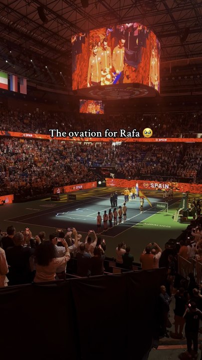 The ovation for Rafa 😳