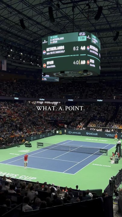 What a point from Rafael Nadal 😳