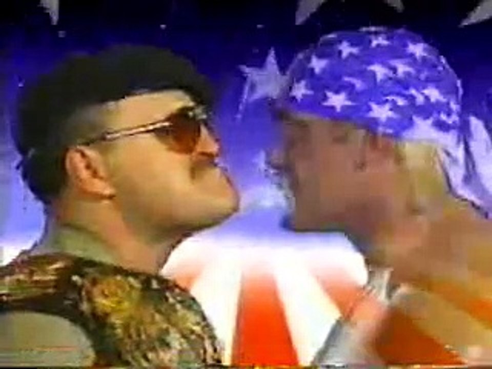 Hulk Hogan vs Sgt Slaughter (WrestleMania VII)