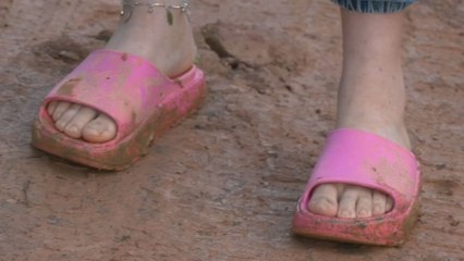 Estudiantes pasan páramos para llegar a sus escuelas por el mal estado de los caminos