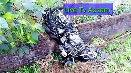 নগাঁও খুটিকটীয়াৰ কলংপাৰত ভয়ানক পথ দুৰ্ঘটনাত আহত শিক্ষক কৃষ্ণ শৰ্মা