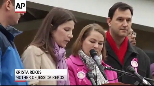 Sandy Hook: Parents To Light Candles On 1 yr Anniversary