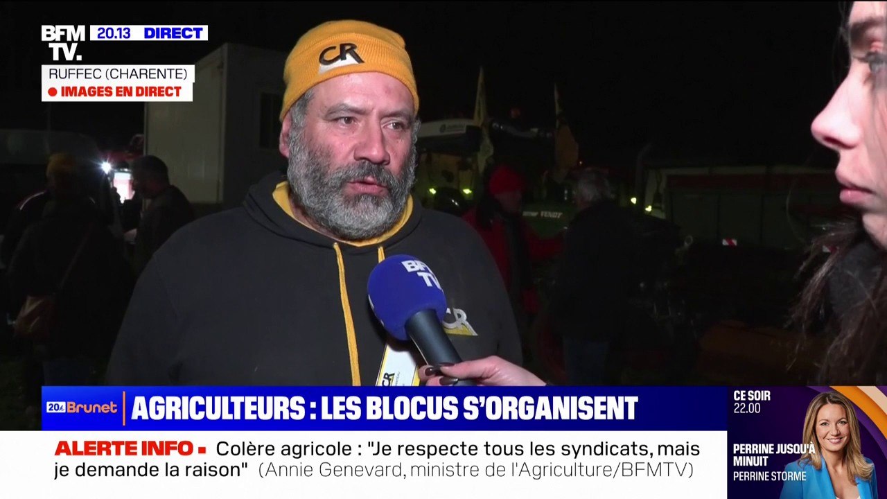 "On organise le camp pour tenir plusieurs jours pour que les magasins Leclerc se vident et qu'ils ne puissent pas réapprovisionner": à Ruffec, en Charente, les agriculteurs bloquent une centrale d'achats Leclerc