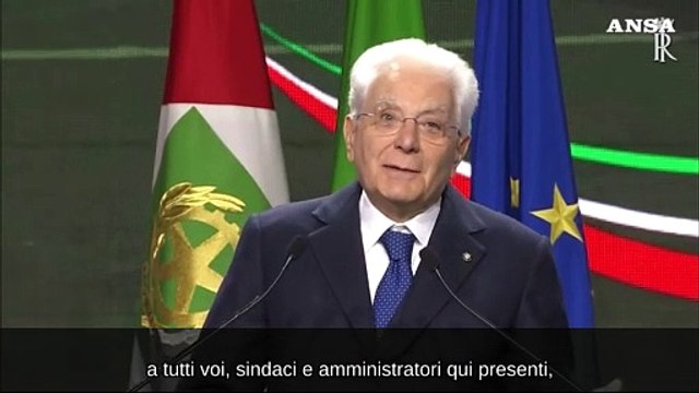 Mattarella all'Anci: I Comuni simbolo dell'unita' del Paese
