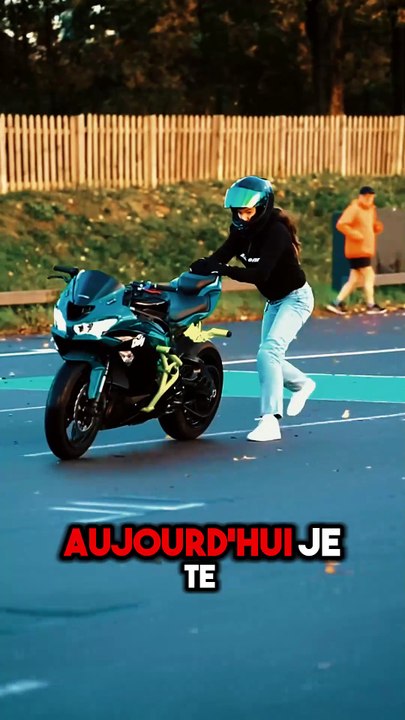 Sarah Lezito La Reine du Stunt Moto
