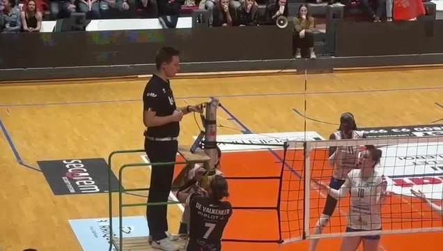 Ligue dames: Tchalou s'impose sur carton rouge à Charleroi