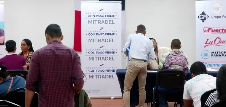 Ministerio de Trabajo gestiona más de 200 vacantes en alianza con empresas privadas