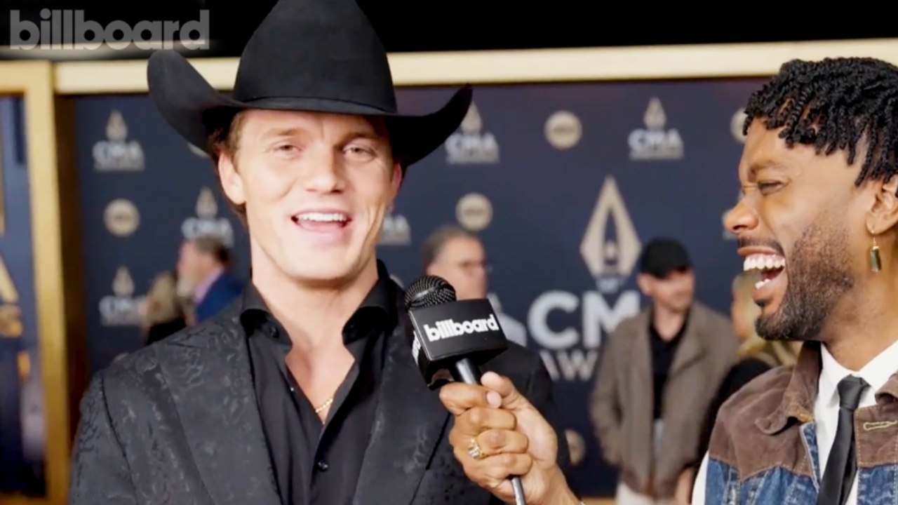 Parker McCollum On "Burn It Down," Performing With Miranda Lambert & More | CMA Awards 2024