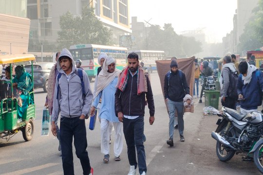 Rajasthan weather : गुलाबी नगर में धीरे-धीरे बढ़ रहा सर्दी का जोर, पूर्वी जिलों में कड़ाके की ठंड