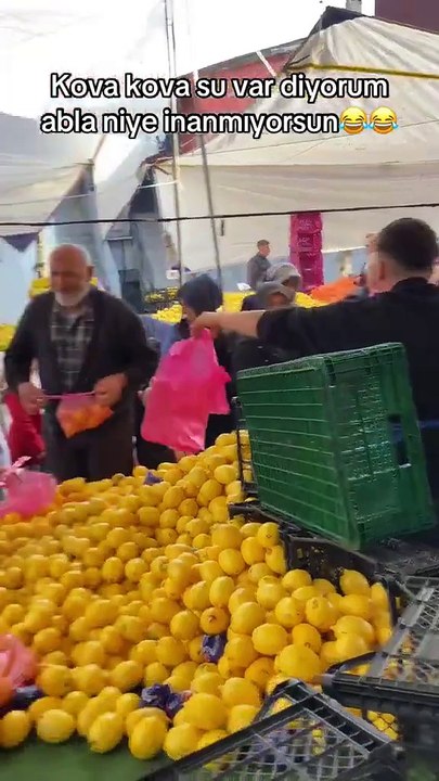 Senin gibi esnaf olmaz olsun! Limon satan şahıs vatandaşları bakın nasıl kandırdı