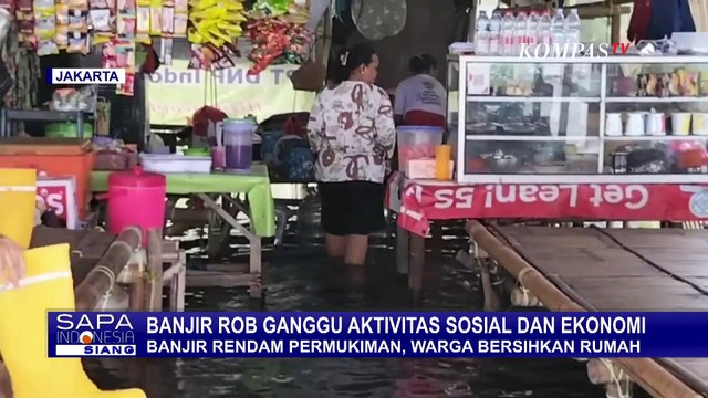Lapak Terendam Banjir Rob, Omzet Pedagang Pantai Marunda Turun Drastis