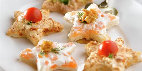 Canapés de pan de molde en forma de estrella - Cocina Fácil