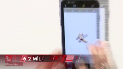 Duvara bantlanmış muz 6,2 milyon dolara satıldı