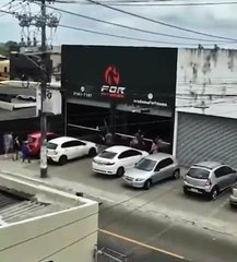 Homem é baleado após briga dentro de academia em Salvador