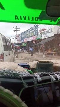 Micreros agredieron a pasajeros y causaron destrozos a minibuses durante el paro