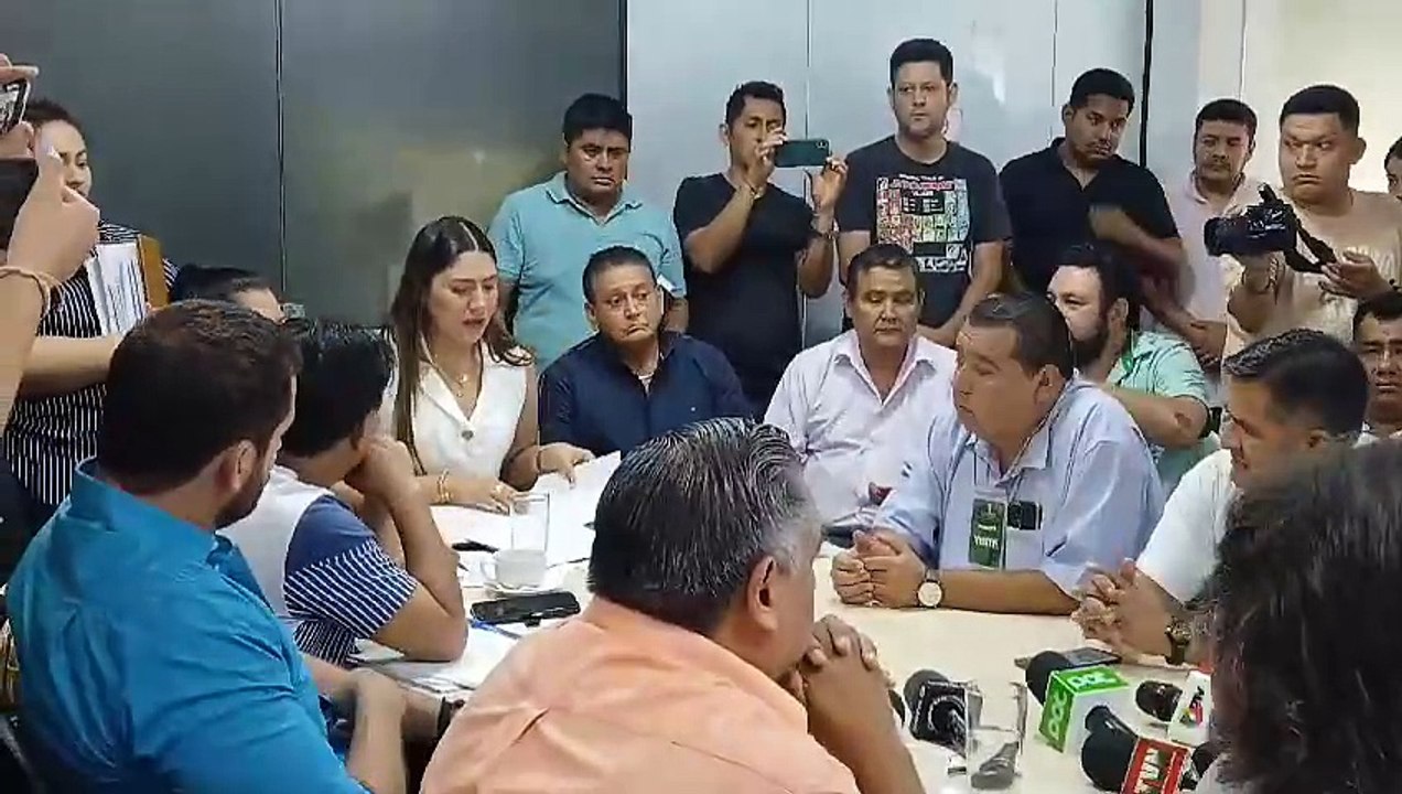 Impasse entre Gabriela Garzón y Manuel Saavedra