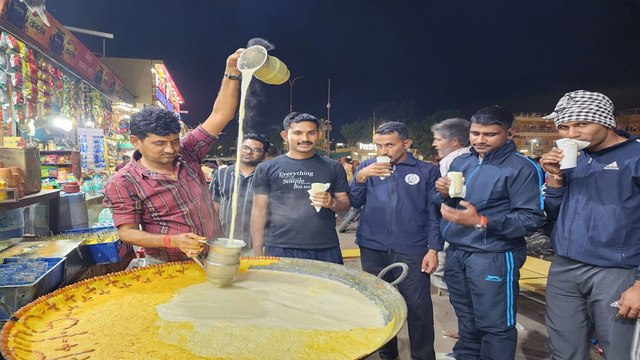 Watch Video: मौसम का बदलता मिजाज: दोपहर में तपिश, सुबह - रात ठिठुरन