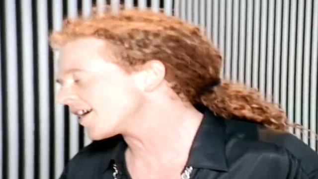 SIMPLY RED — Something Got Me Started | Simply Red Greatest Video Hits