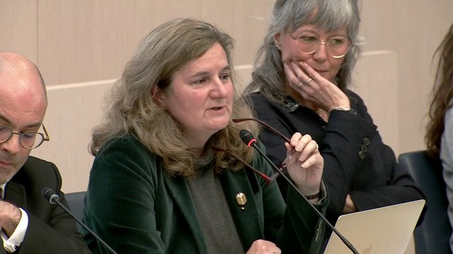 Définition du viol : « On ne peut pas empêcher les gens de se défendre comme des porcs »