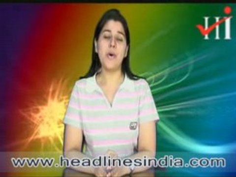 Bhajji slaps Sreesanth, India News Video