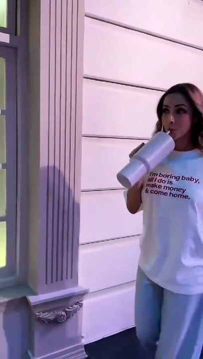 Bollywood, Bollywood News, Celebrity Gossip, Movie Releases, Bollywood Celebrities, Box Office, Shah Rukh Khan, Deepika Padukone, Salman Khan, Alia Bhatt, Bollywood Fashion, Red Carpet, OTT Movie Releases, Award Shows, Bollywood Trends, Celebrity Intervie