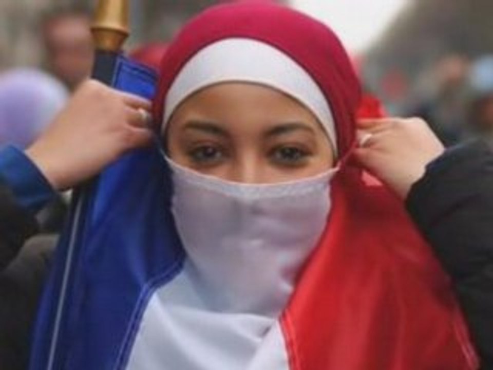 TOUCHE PAS A MON VOILE youn-s neila alif - islam, voile