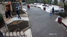Beykoz'da şiddetli rüzgarda ağacın devrilmesi sonucu 1 kişi yaralandı