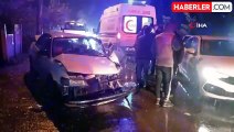 Yağmurda Kayganlaşan Yolda Trafik Kazası: 3 Yaralı