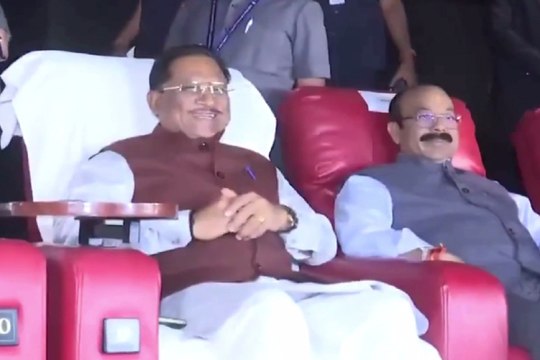 छत्तीसगढ़ के CM साय और डिप्टी सीएम साव ने देखी फिल्म द साबरमती रिपोर्ट