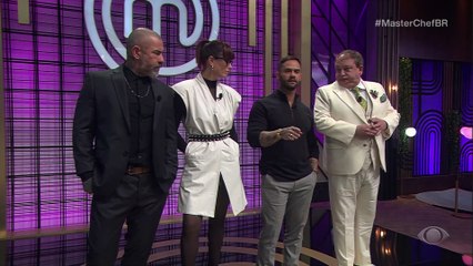 Participante descobre que errou preparo e vive momento tenso no MasterChef