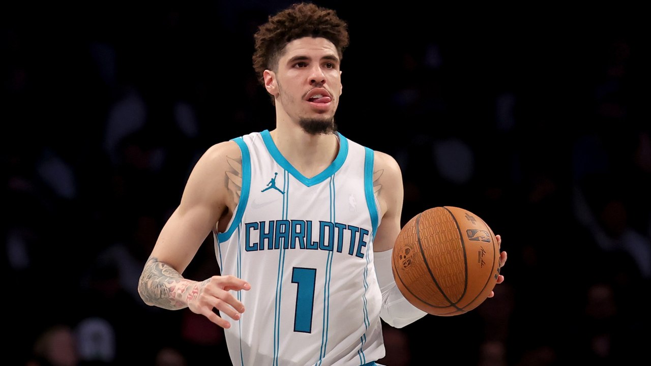 NBA Game Night: Hornets, Raptors, Spurs & Lakers Analysis